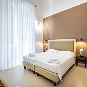 https://la-loggia-del-porcellino.it-tuscanyhotel.com