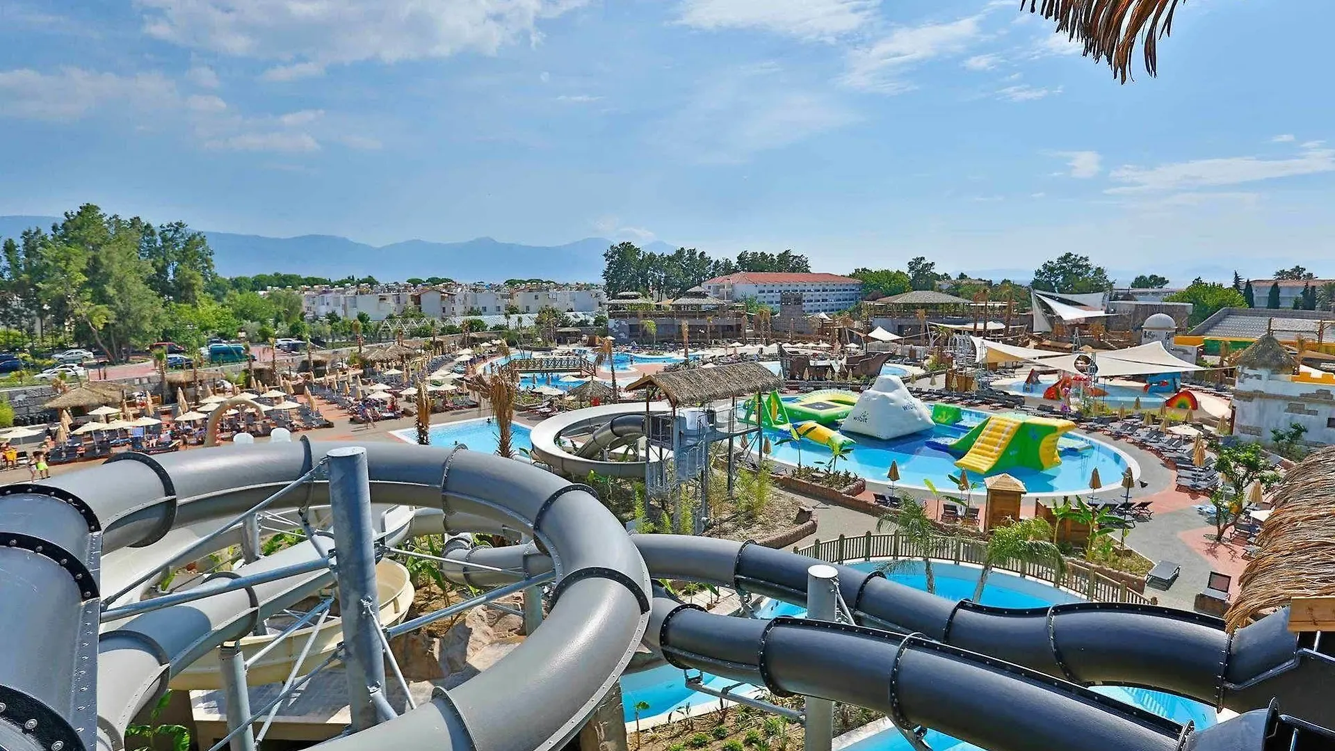 Atlantique Holiday Club Kusadasi 3*,